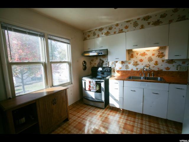 5815 S 2600 W, Roy, UT 84067 — photo 9