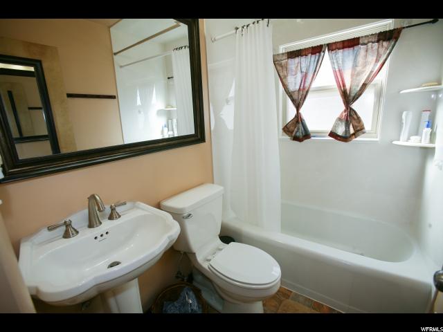 5815 S 2600 W, Roy, UT 84067 — photo 4