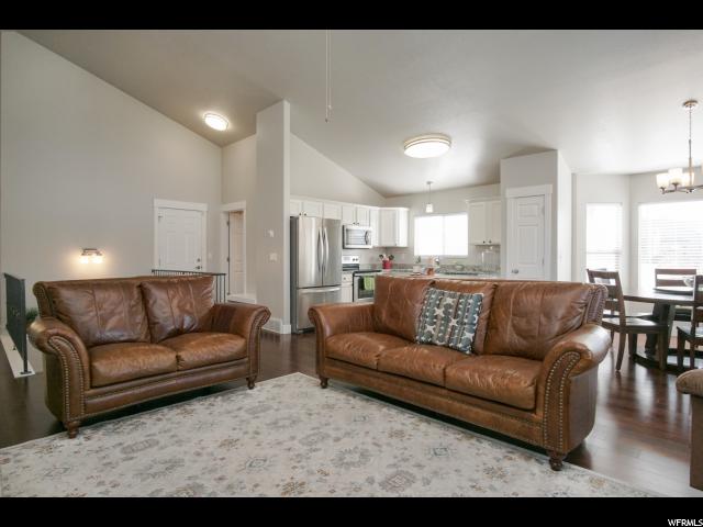 1467 N 2475 W, Clinton, UT 84015 — photo 7