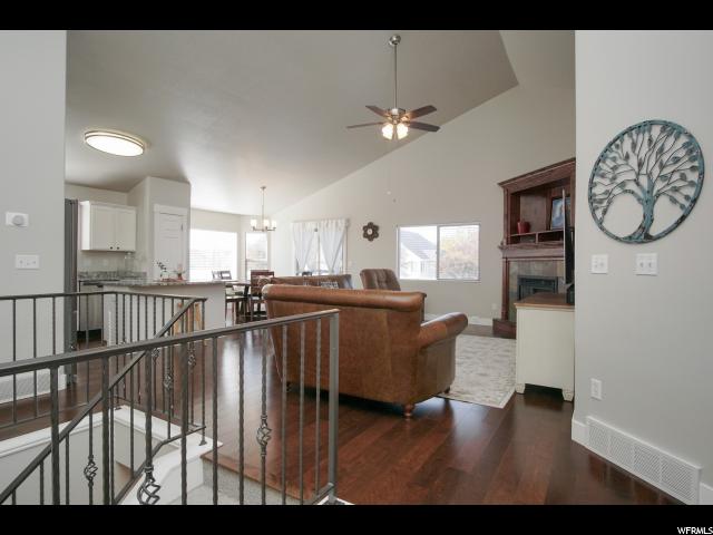 1467 N 2475 W, Clinton, UT 84015 — photo 9