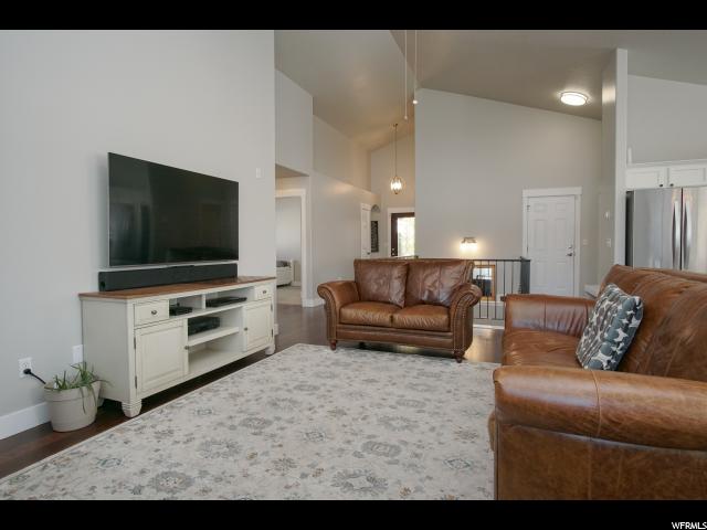 1467 N 2475 W, Clinton, UT 84015 — photo 8