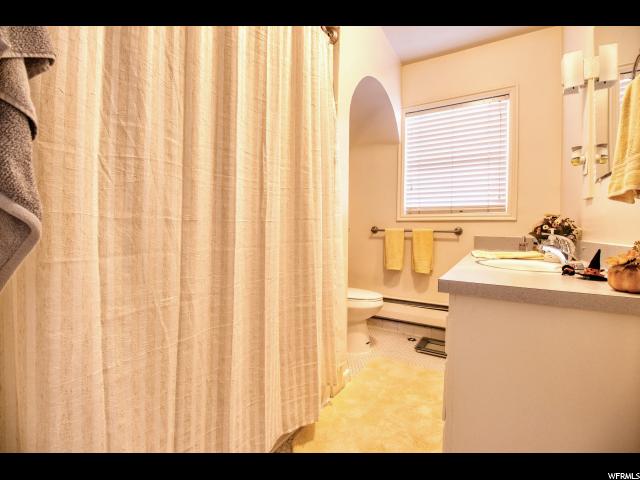 107 E 400 S, Bountiful, UT 84010 — photo 11