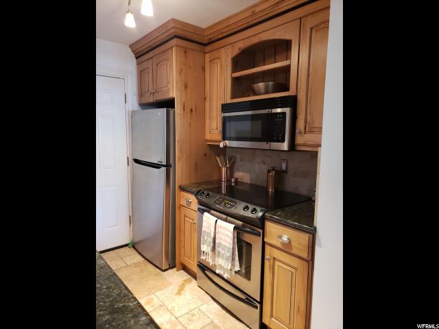 586 E 6870 S, Midvale, UT 84047 — photo 12