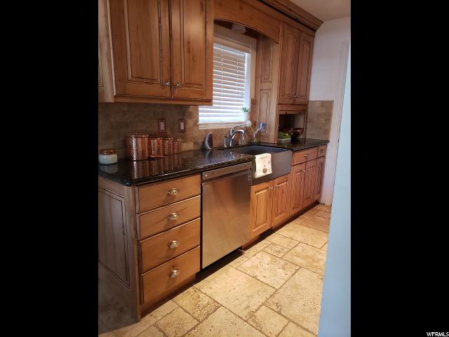 586 E 6870 S, Midvale, UT 84047 — photo 11