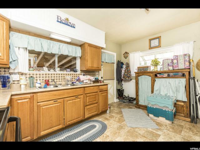 290 N 100 E, Elsinore, UT 84724 — photo 4
