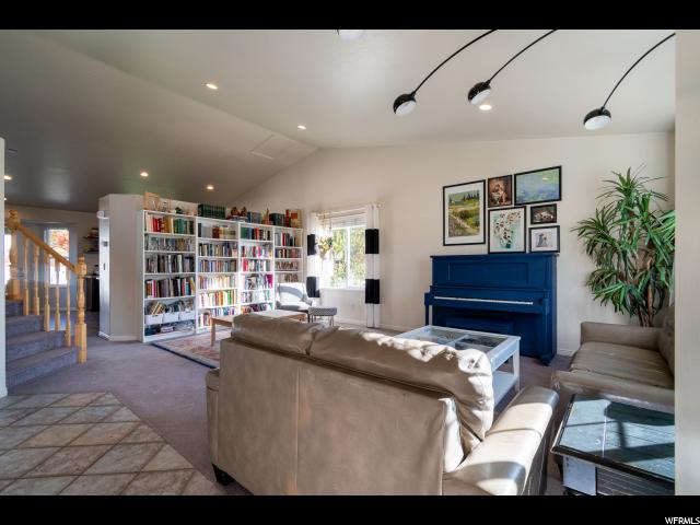325 E 1375 S, Kaysville, UT 84037 — photo 2