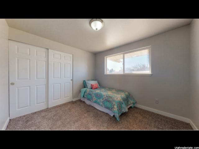 384 W 1185 N, Sunset, UT 84015 — photo 10