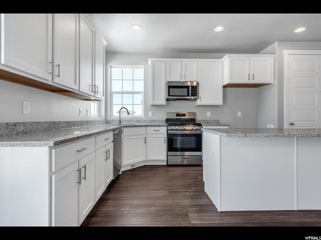 2449 N Sarus Crane Dr, Clinton, UT 84015 — photo 11