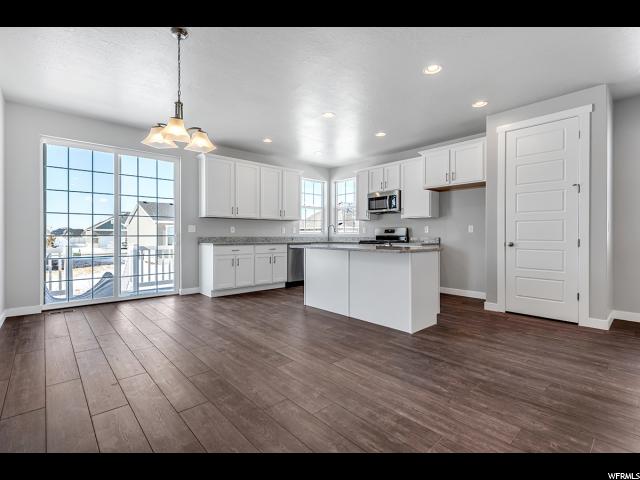 2449 N Sarus Crane Dr, Clinton, UT 84015 — photo 8