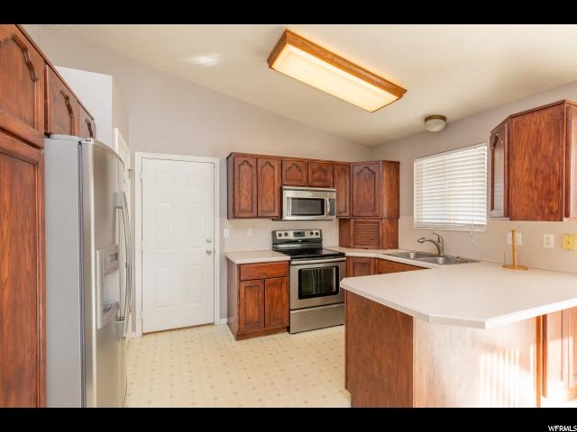 1998 N 950 W, Clinton, UT 84015 — photo 12