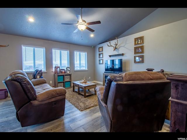 902 S 270 E, Nephi, UT 84648 — photo 7