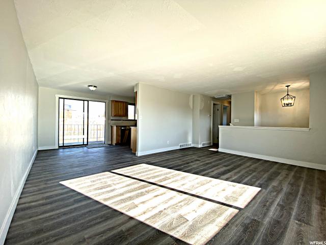 919 S 300 E, Layton, UT 84041 — photo 5