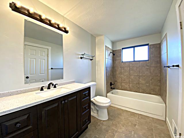 919 S 300 E, Layton, UT 84041 — photo 7