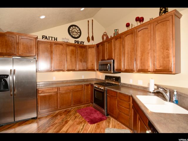 2235 N 230 E #UNIT B, North Logan, UT 84341 — photo 7