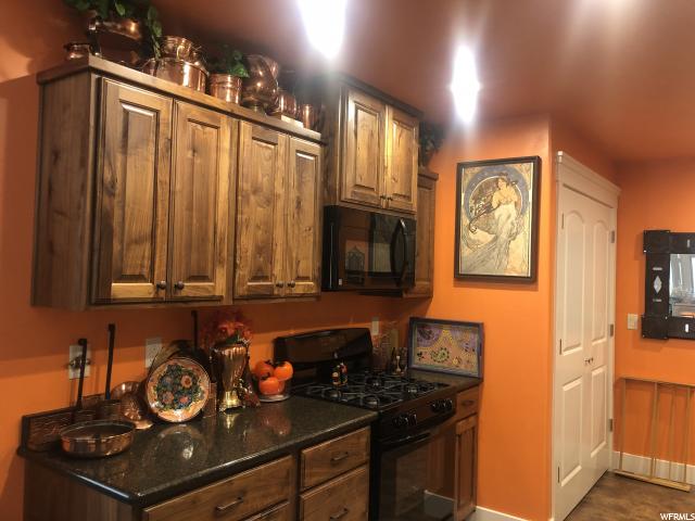 330 E 1075 N #18, Logan, UT 84341 — photo 8