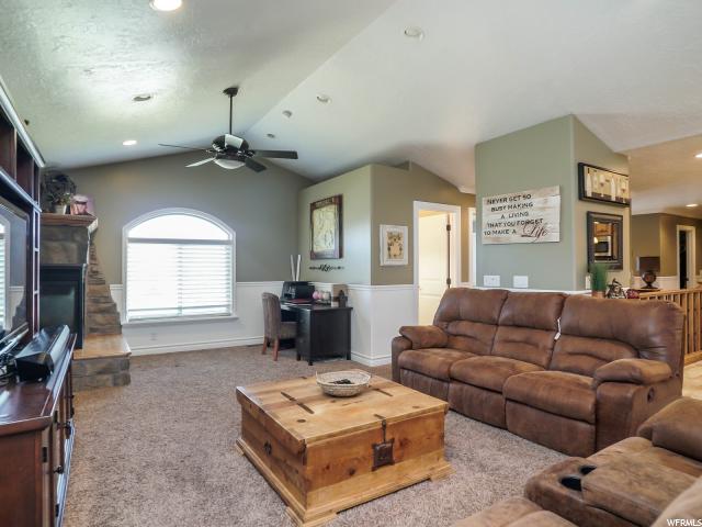 2109 Cameron Dr, West Haven, UT 84401 — photo 3