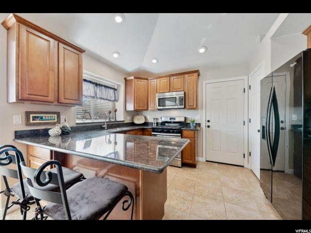 33 W 1350 N, Bountiful, UT 84010 — photo 6