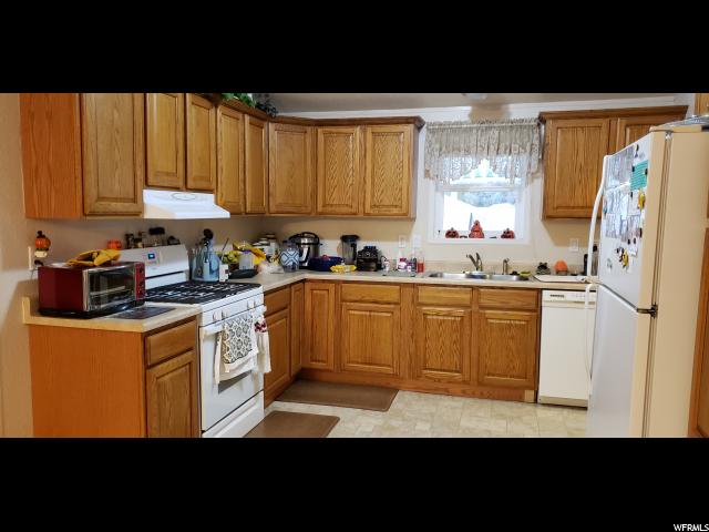 165 N 100 E, Wellington, UT 84542 — photo 10