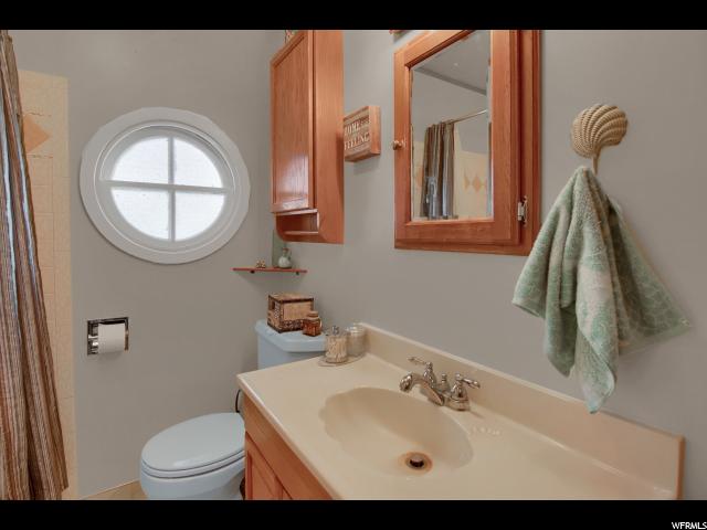 947 E 32nd St, Ogden, UT 84403 — photo 12
