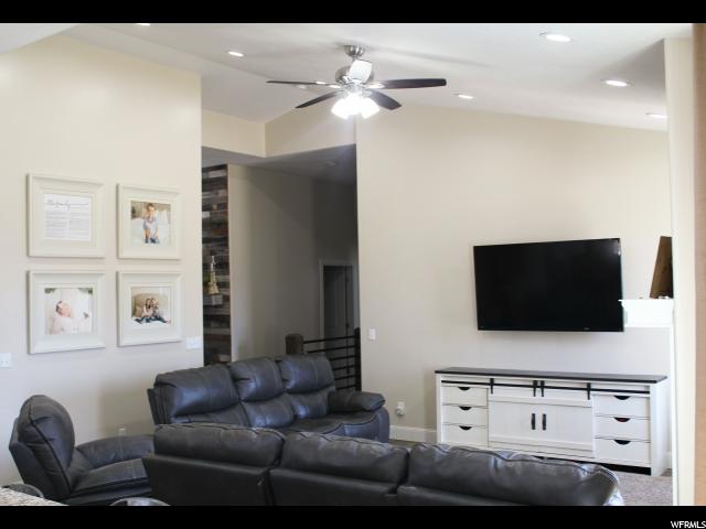 295 N 300 E, Moroni, UT 84646 — photo 10