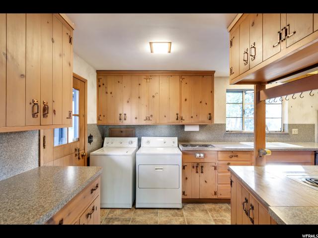 1527 E Oak Ridge Dr, Ogden, UT 84403 — photo 9
