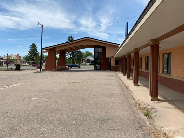260 W Main, Vernal, UT 84078 — photo 2