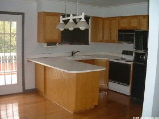845 Creekside Dr, Layton, UT 84041 — photo 2