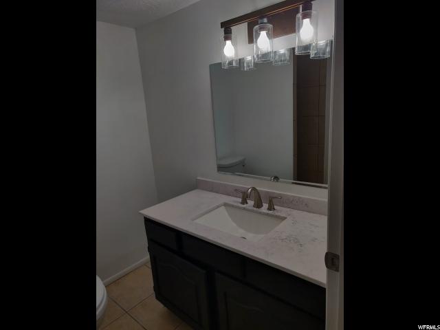 542 E Cobblestone Ln, Midvale, UT 84047 — photo 7