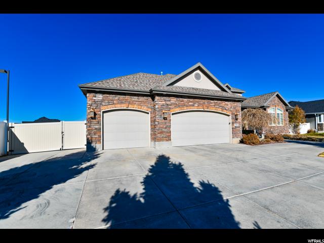 3588 W 2300 N, Clinton, UT 84015 — photo 2