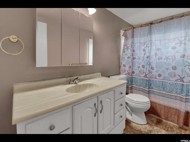 413 W 2350 N, Sunset, UT 84015 — photo 11