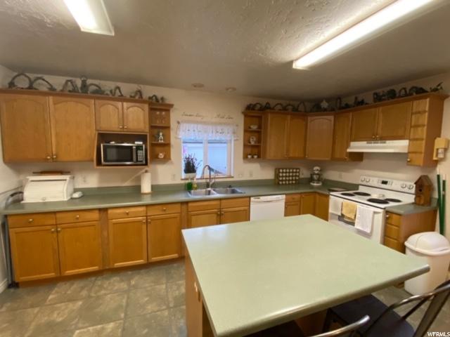 493 N 600 E, Roosevelt, UT 84066 — photo 8