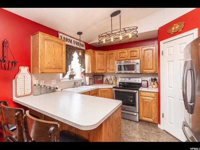 5601 S 3850 W, Roy, UT 84067 — photo 9