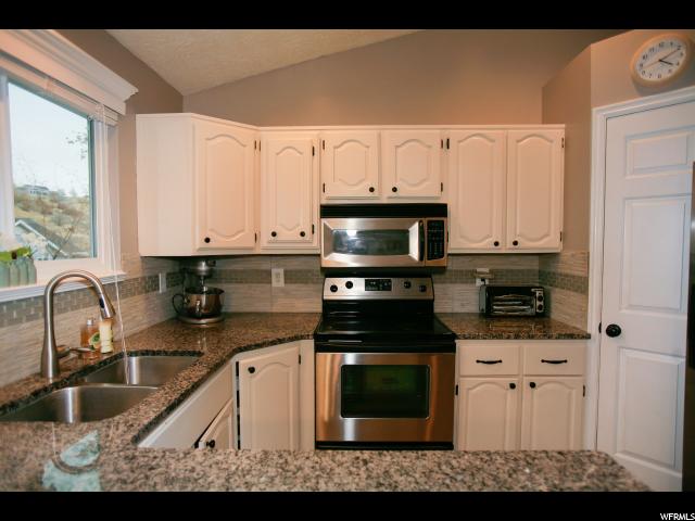 2177 N 1600 E, Layton, UT 84040 — photo 11