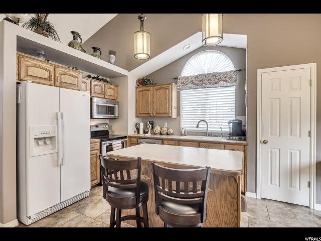 722 W 2175 N, Layton, UT 84041 — photo 5