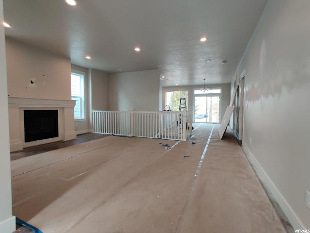 305 E 1050 S, Centerville, UT 84014 — photo 2
