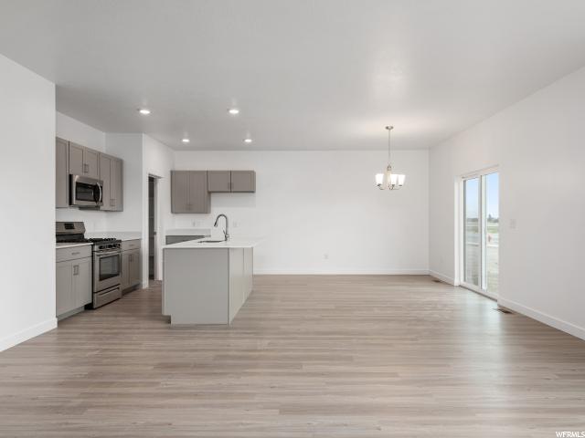 975 E Mecham Ave #119, Layton, UT 84040 — photo 8
