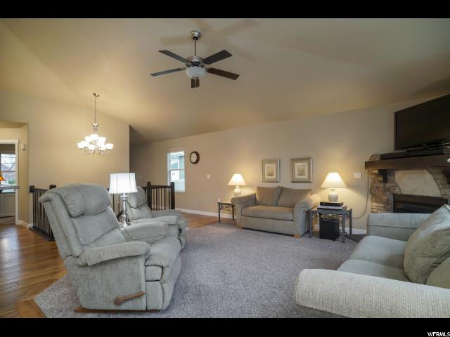 583 W 2010 S, Syracuse, UT 84075 — photo 3