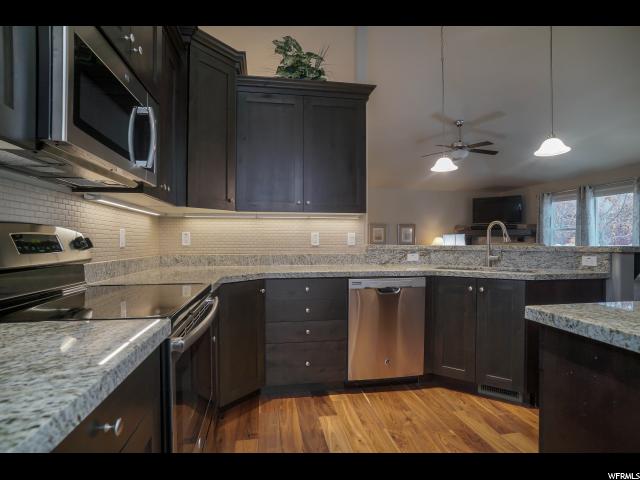 583 W 2010 S, Syracuse, UT 84075 — photo 4