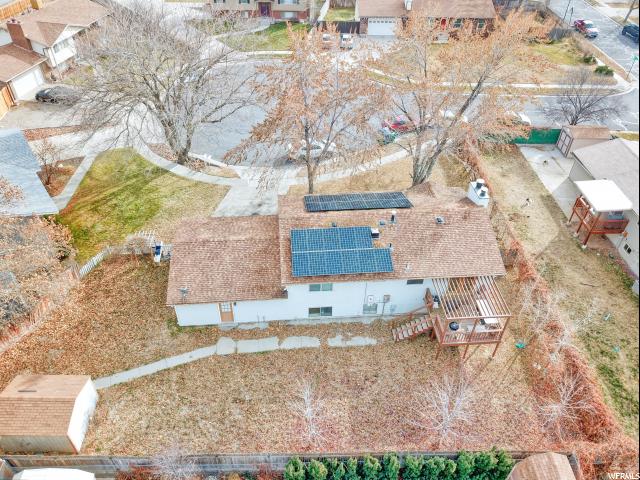 851 E Sandy Gulch Pl, Sandy, UT 84094 — photo 2