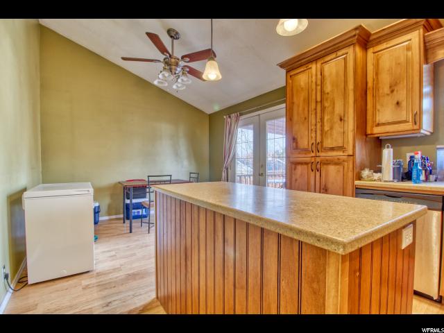 851 E Sandy Gulch Pl, Sandy, UT 84094 — photo 9