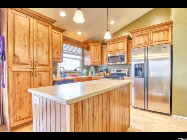 851 E Sandy Gulch Pl, Sandy, UT 84094 — photo 8