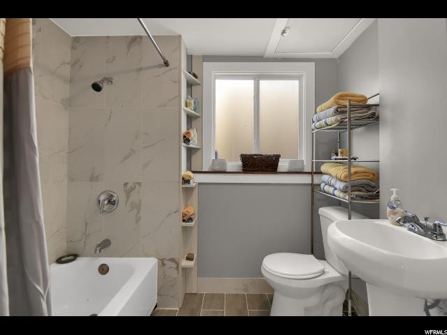 987 S 225 E, Layton, UT 84041 — photo 9