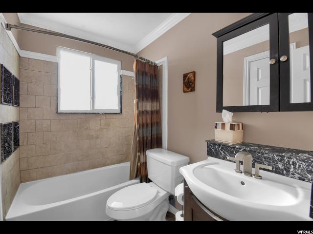 987 S 225 E, Layton, UT 84041 — photo 6