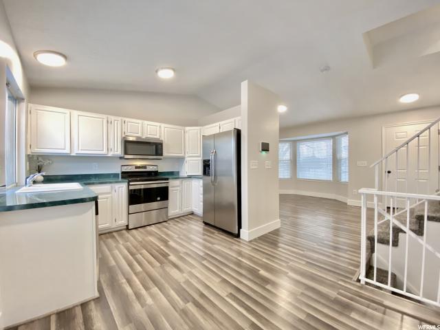 5326 S Vista Dr, Roy, UT 84067 — photo 10