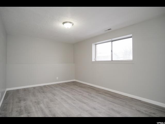 17 E 900 S, Layton, UT 84041 — photo 12