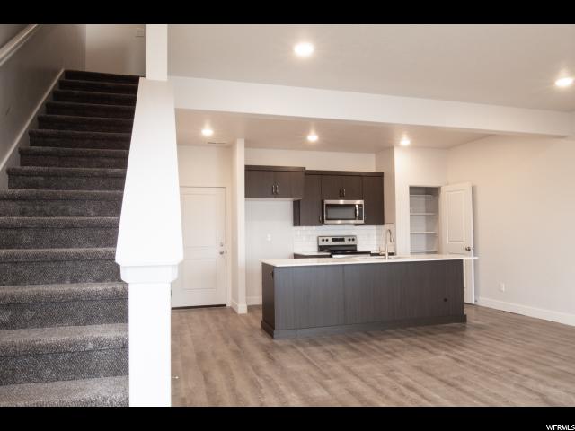 338 S 1580 E, Hyrum, UT 84319 — photo 6