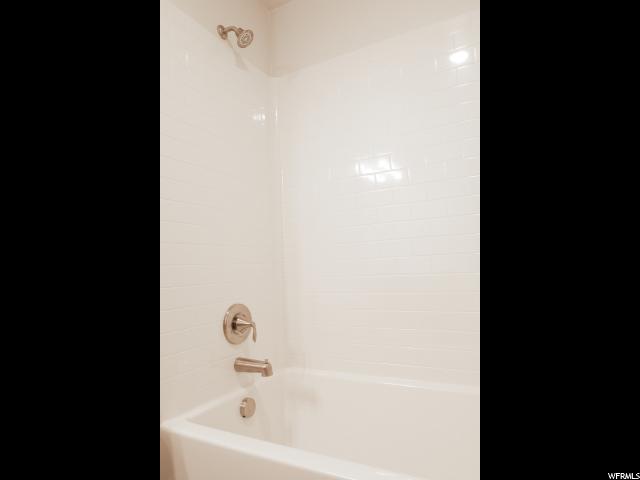 338 S 1580 E, Hyrum, UT 84319 — photo 10