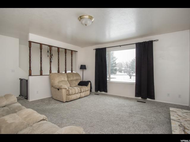 2083 N 1200 W, Clinton, UT 84015 — photo 5
