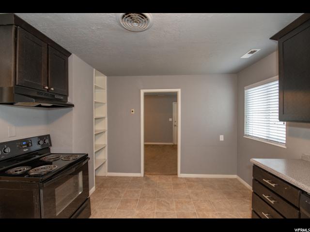 752 W 1800 N, Clinton, UT 84015 — photo 8