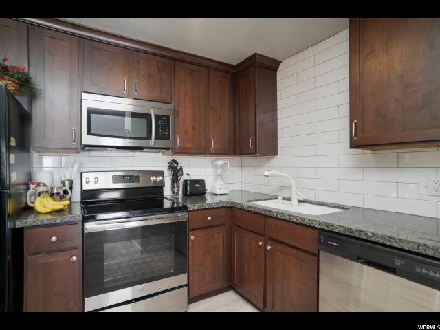 491 W 100 N, Layton, UT 84041 — photo 9